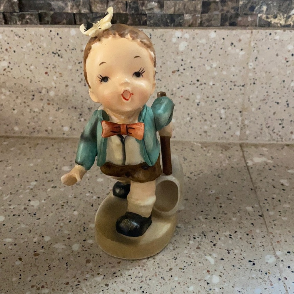 Vintage figurine
